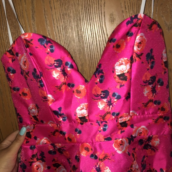 Size 11 strapless Windsor dress - Picture 5 of 6